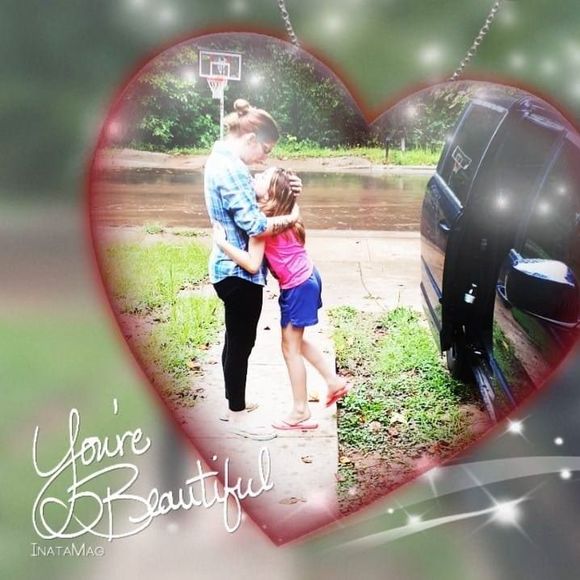 Meet your Posher, Jessica - Picture 1 of 1